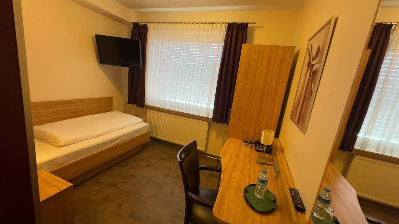 Hotel Ishi Inn Wolfsburg Eksteriør billede