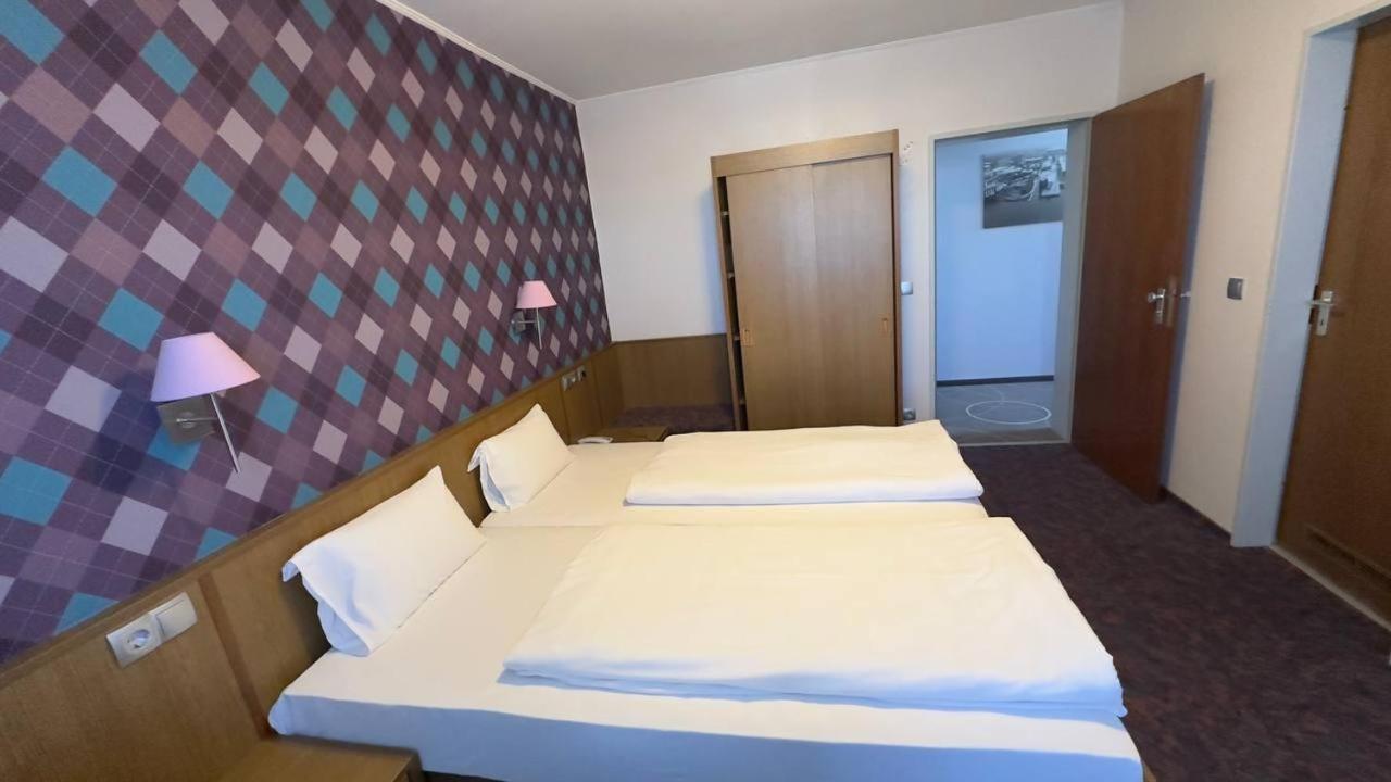 Hotel Ishi Inn Wolfsburg Eksteriør billede