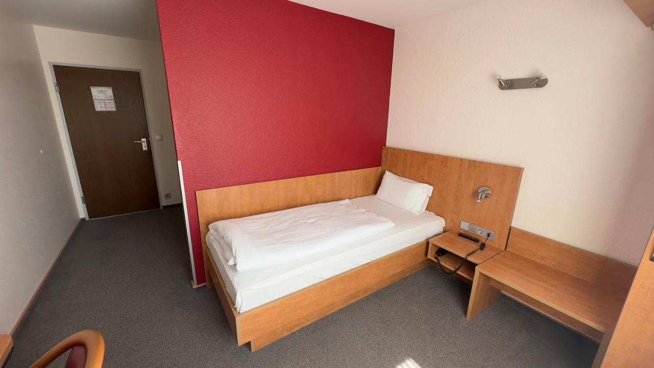 Hotel Ishi Inn Wolfsburg Eksteriør billede